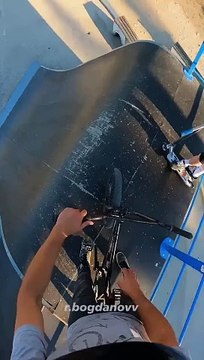 Адаптировал под тренд) #mountainbiking #mtb #freeride #bike #humor #downhill #skatepark #bmx