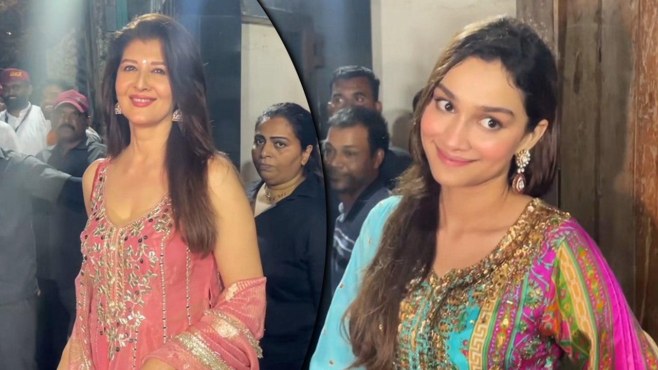 Sangeeta Bijlani & Alaya Jafri Dazzle in Traditionals At Salman Khan’s Residence for Bappa Visarjan