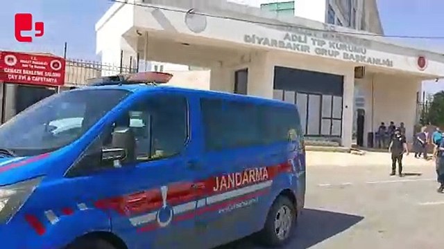 Narin'in cenazesi Diyarbakır Adli Tıp Kurumundan alındı