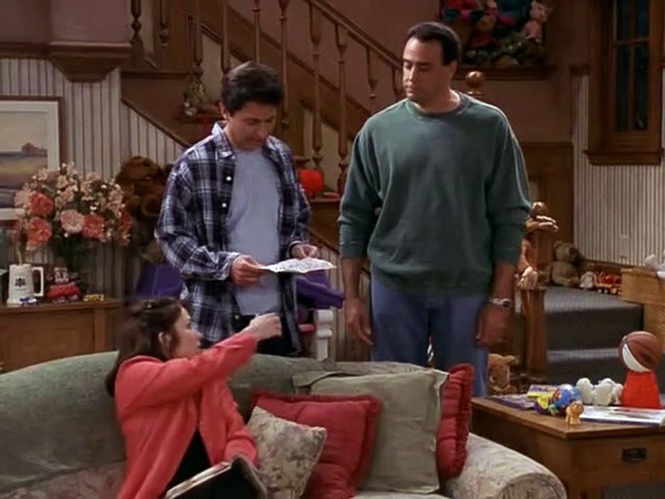 Alle lieben Raymond S03E25-Der Heiratsantrag