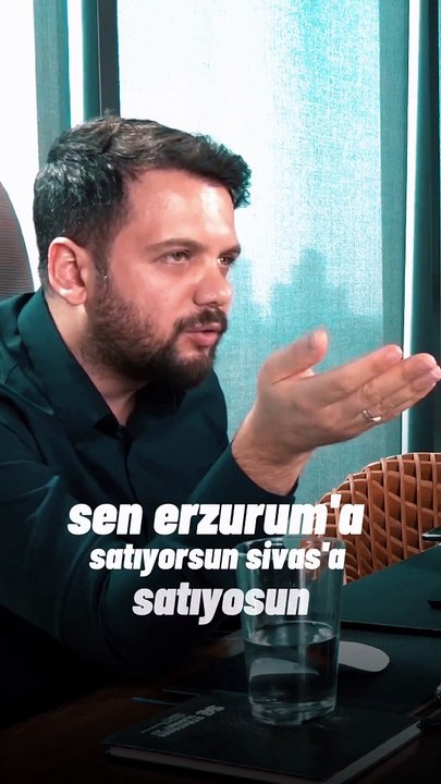 Gazeteci Karagöz'den yerli otomobil TOGG'a da, yönetimine de yaylım ateşi
