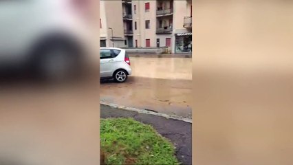 I video di Bergamo allagata dal temporale