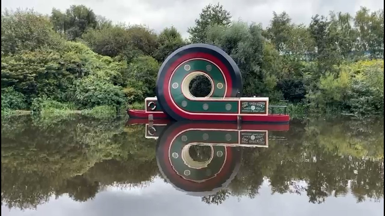 Sheffield & Tinsley Canal: First look at stunning loop-the-loop canal boat sculpture unveiled near Meadowhall