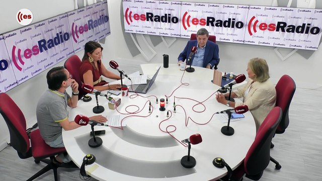 Crónica Rosa: El mal que le hace Juan Carlos I a Felipe VI