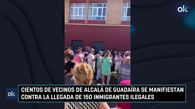 Cientos de vecinos de Alcalá de Guadaíra se manifiestan contra la llegada de 150 inmigrantes ilegales