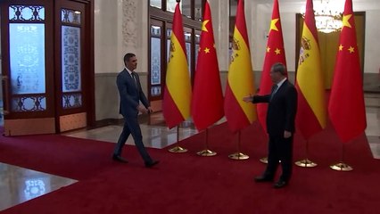 Em Pequim, Pedro Sánchez pede ‘cooperação’ entre UE e China