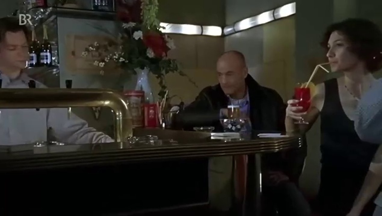 Zwei Männer und ein Baby