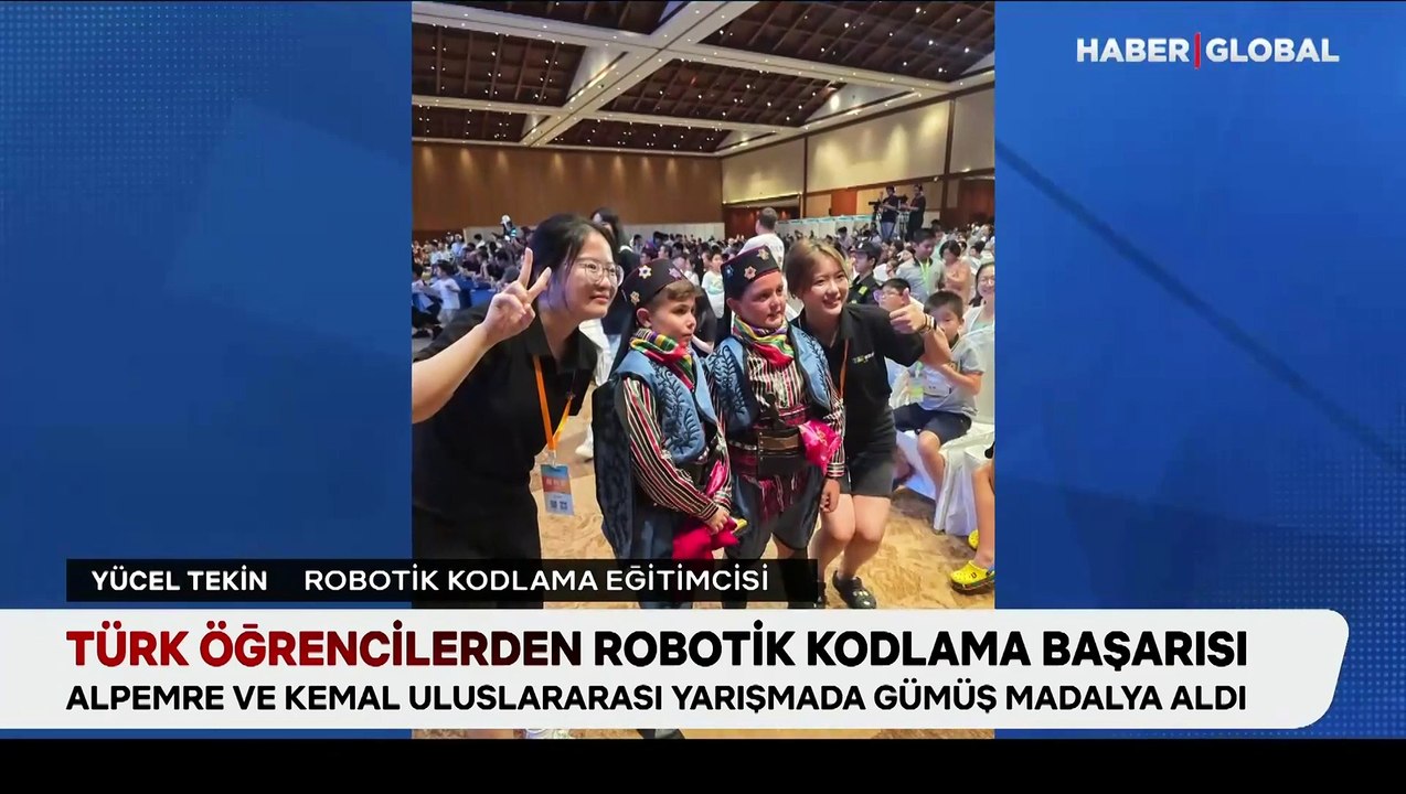 Türk öğrencilerden robotik kodlama başarısı: Gümüş madalya kazandılar