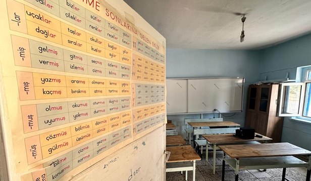 Narin Güran’ın eğitim gördüğü Tavşantepe İlkokulu’nda sıralar boş kaldı