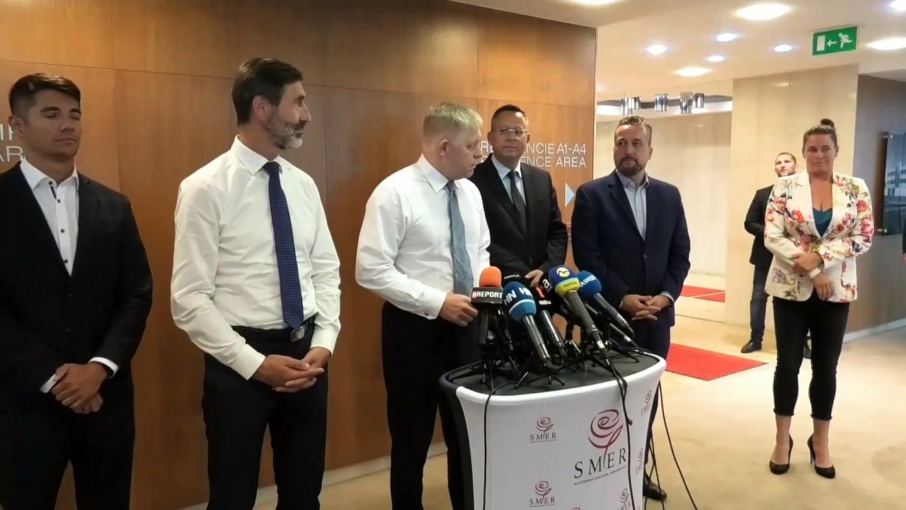 ZÁZNAM: Premiér: Niektoré štátne sviatky by zároveň nemuseli byť dňami pracovného voľna