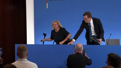 Faeser ordnet Kontrollen an allen deutschen Landgrenzen an