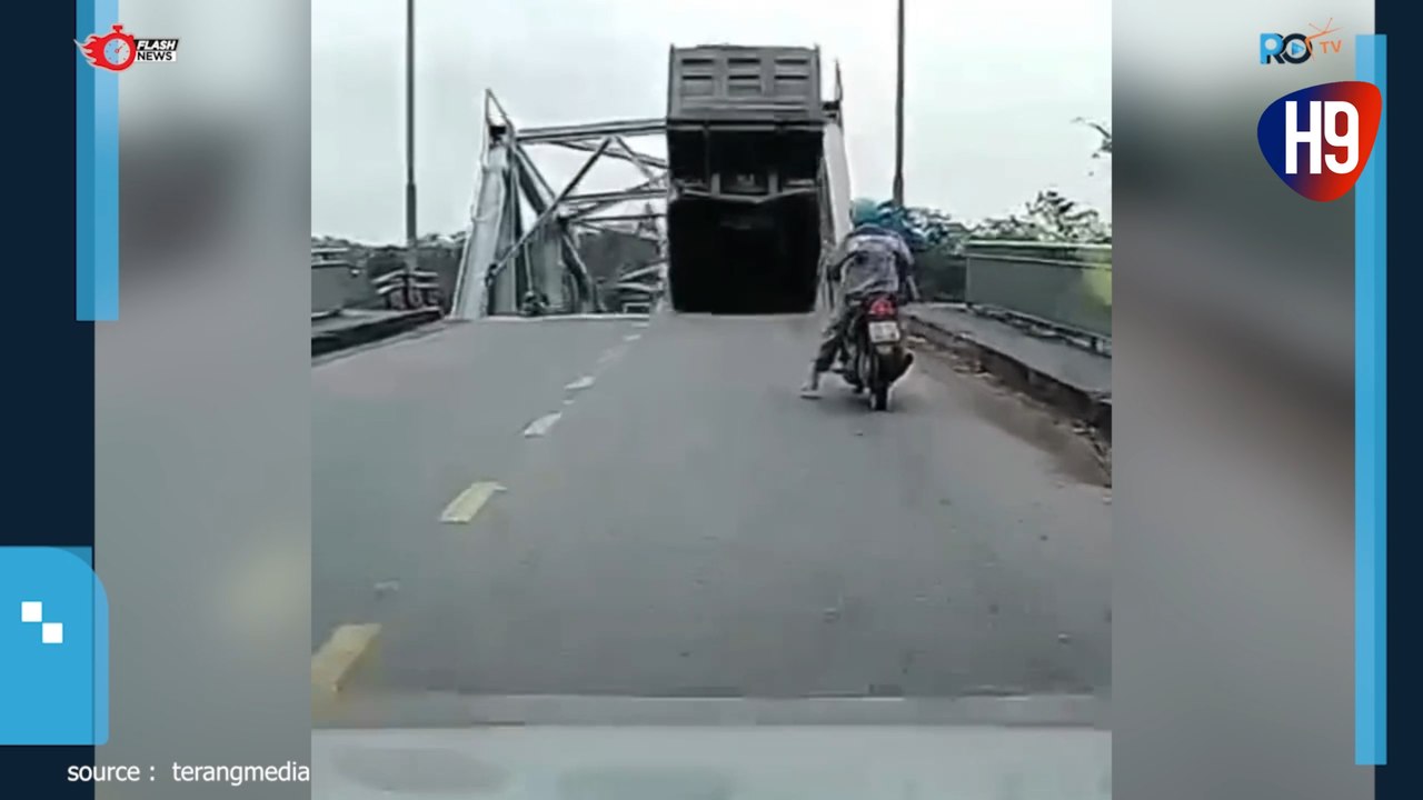 Ngerinya Video Detik-detik Jembatan Runtuh di Depan Mata