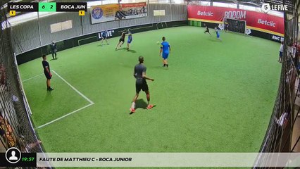 Faute de Matthieu C - BOCA JUNIOR