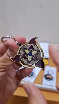 Naruto Revolving Metallic Keychain Action Figure Stainless Steel Keychain for Gifting with Key Ring