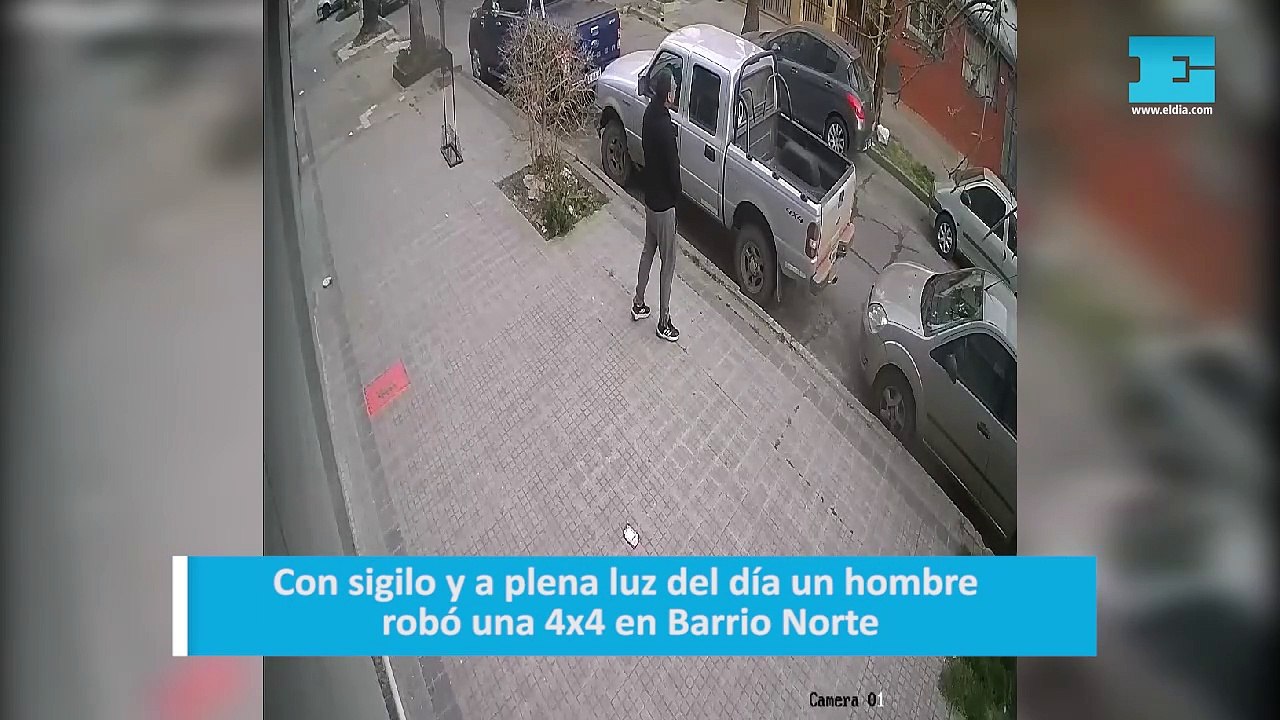 Con sigilo y a plena luz del día un hombre robó una 4x4 en Barrio Norte ...