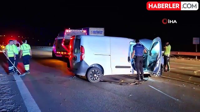 Kontrolden Çıkan Hafif Ticari Araç Bariyerlere Çarptı: 1 Ölü, 1 Yaralı