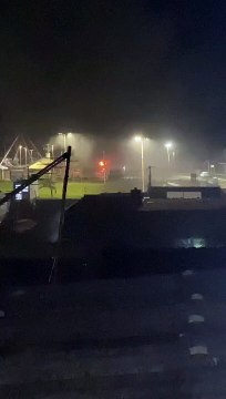 Food Truck pega fogo na Boca do Rio e assusta moradores; veja