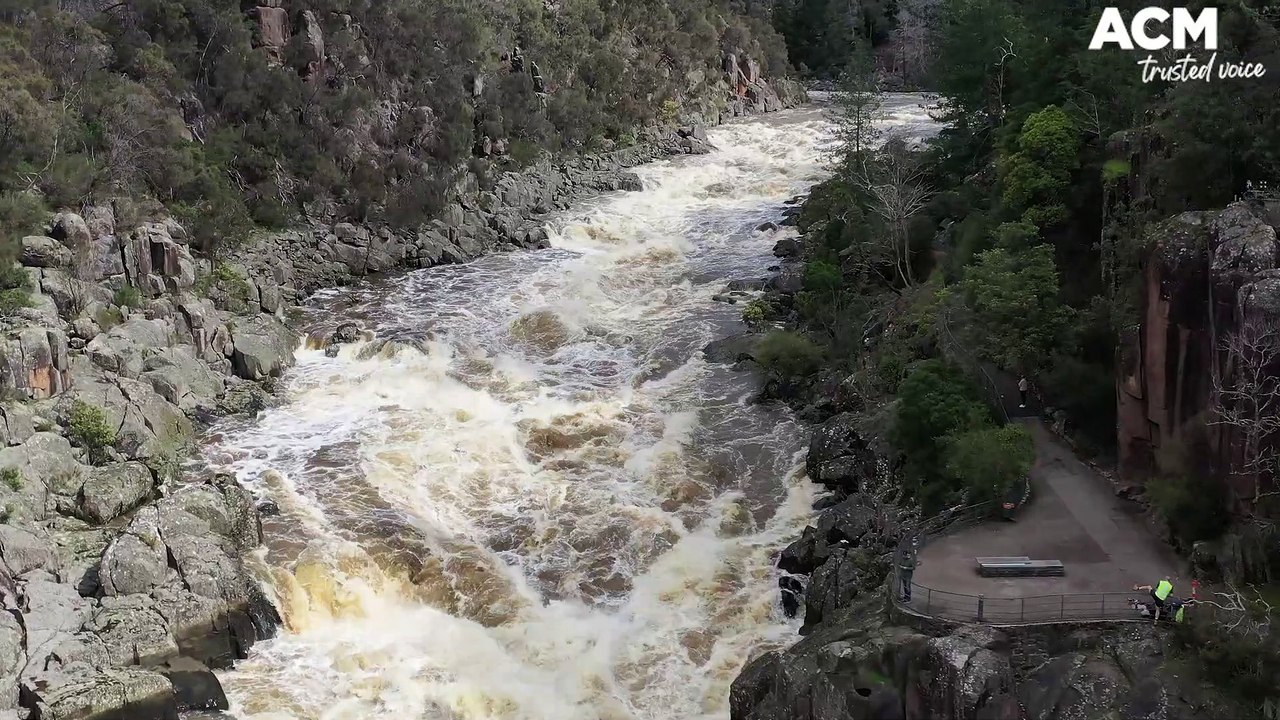 Drone flight over Cataract Gorge (10/9/24)