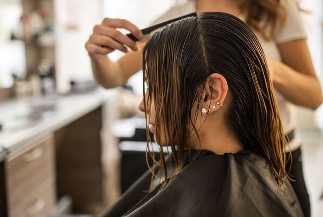 Coiffure : voici la frange la plus tendance de l’automne, les recherches à son sujet ont bondi de 1 645 %
