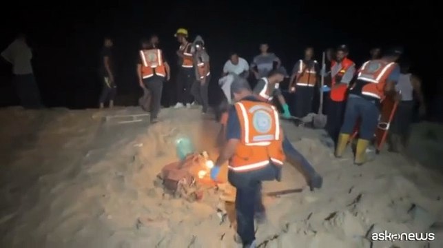 Raid israeliano a Khan Younis, decine di morti e feriti