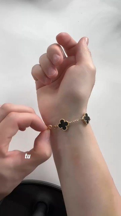 Comment attacher un bracelet facilement ️ Le LlEN vers ce produit est indiqué en Bl0-PUBLlClTE
