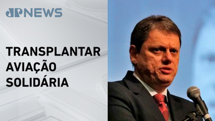 Tarcísio de Freitas lança programa de transporte aéreo de órgãos
