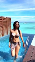 Stunning Beach Babe Living the Summer Dream 🌴