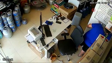 Oyun düşkünü minik bir faciayı önledi