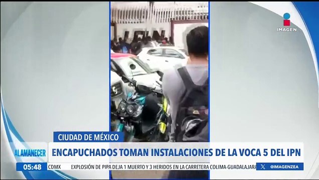 Encapuchados toman con violencia las instalaciones de la Voca 5 del IPN