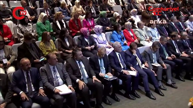 Erdoğan Özgür Özel’e ‘Dilruba’ üzerinden yüklendi: ‘Baş köşeye oturttular’