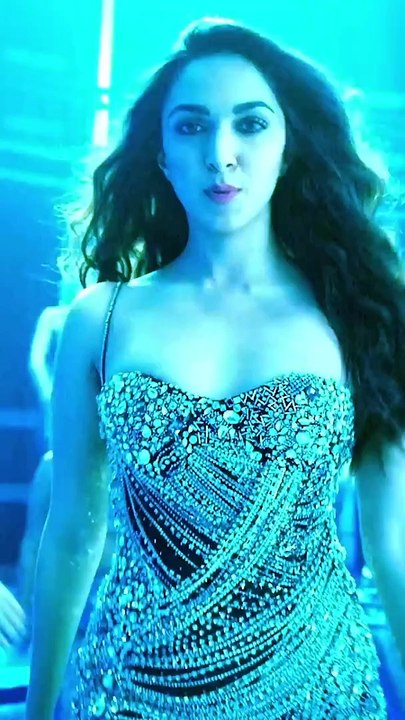 #vickykaushal_aur_#kiaraadvani_ki_jodi_Kya_Baat_Ay_❤️_#shorts_#trending_#viral(720p)