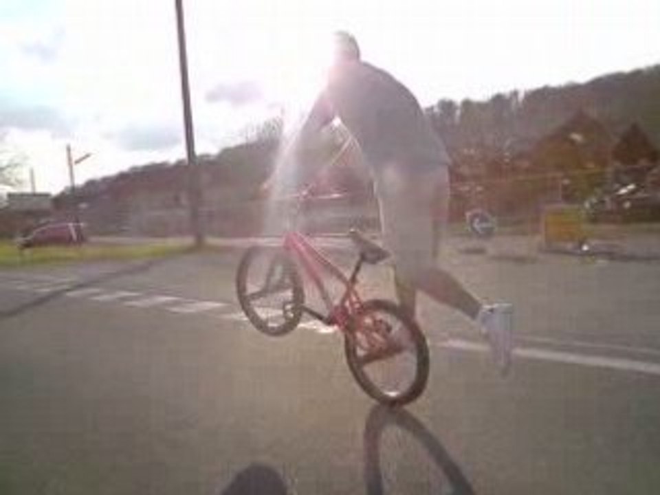 nico peg whellie