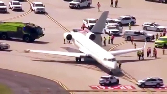 Dois aviões colidem em aeroporto nos Estados Unidos. Há imagens