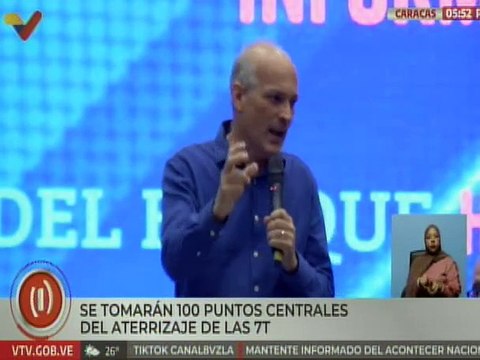Vpdte. Sec. Ricardo Menéndez lideró debate para construir un nuevo modelo histórico en el país