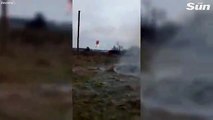 #VIDEO: Soldados ucranianos derriban del cielo un misil ruso en una enorme explosión