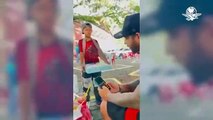 Niño genio que vende dulces para ayudar a su familia conmueve las redes sociales