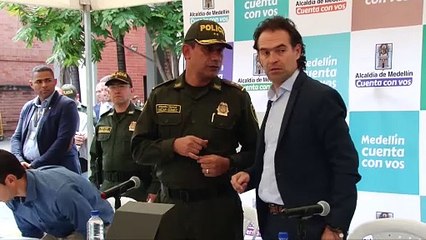 01-08-18  Ataque a vehiculo de un concejal de Bello fue parecer con una pistola de balines