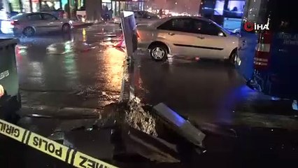 Ankara'da şiddetli fırtına direk devirdi! Faciadan kıl payı