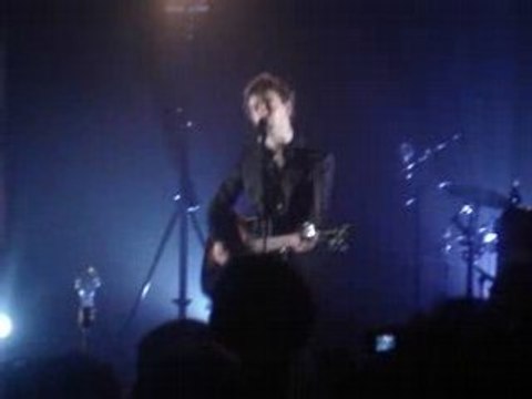 renan Luce les voisines en live amiens le 04/04/2008