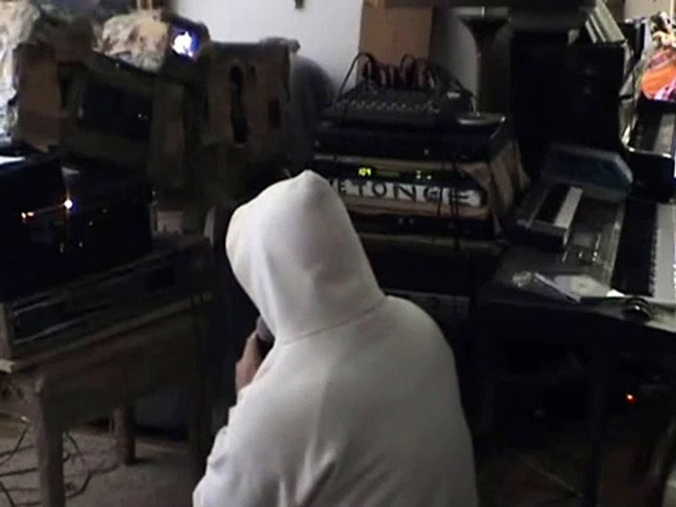 noheadrehurzle%28master%29 (2)