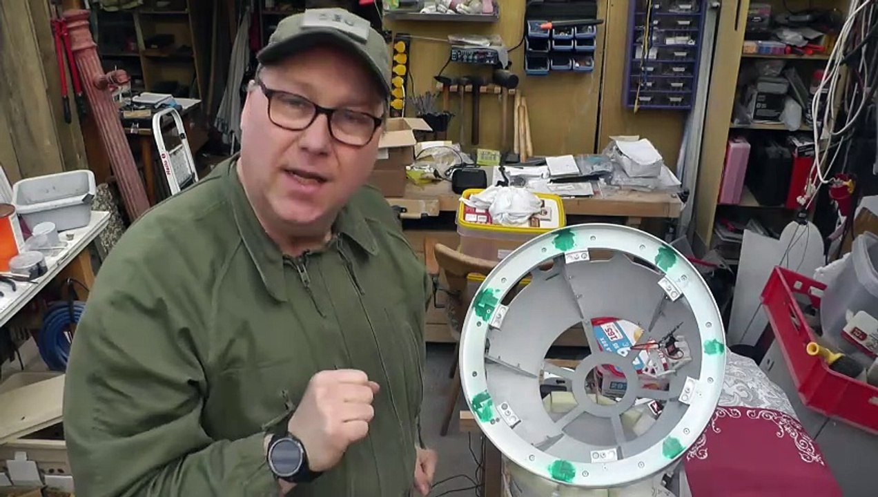 R2D2 Hinges installieren