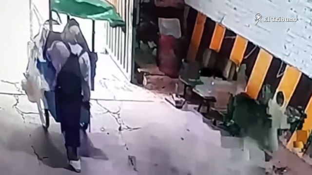 Entregaron a la policía a un supuesto ladrón, pero quedaron detenidos por privación ilegítima de la libertad