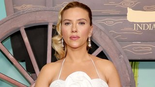 Scarlett Johansson in Talks to Lead Universal's New 'Jurassic World' Movie Set for 2025 | THR News Video