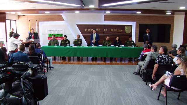 28-08-18 Gobernacion de Antioquia estudia el informe de la Contraloria General de la Republica para hablar sobre el futuro de la obra