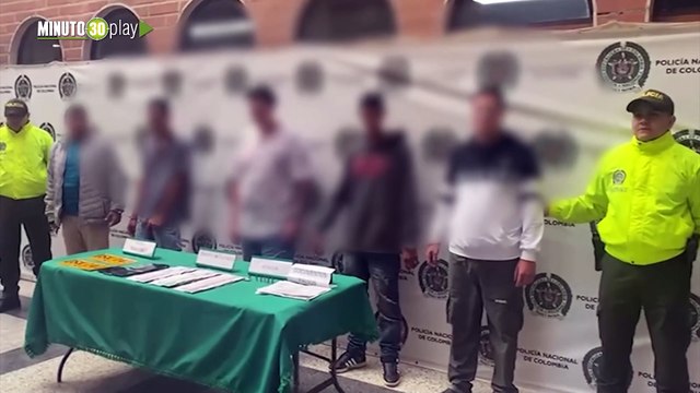 Capturaron a estos sujetos que en la madrugaba robaban carros en Medellín