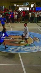 "Ke" jugador: Emmanuel Noir mostró sus habilidades en una cancha y fue filmado