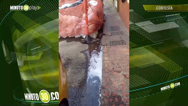 Habitantes de un barrio de Itagüí están cansados de basura y escombros tras construcciones