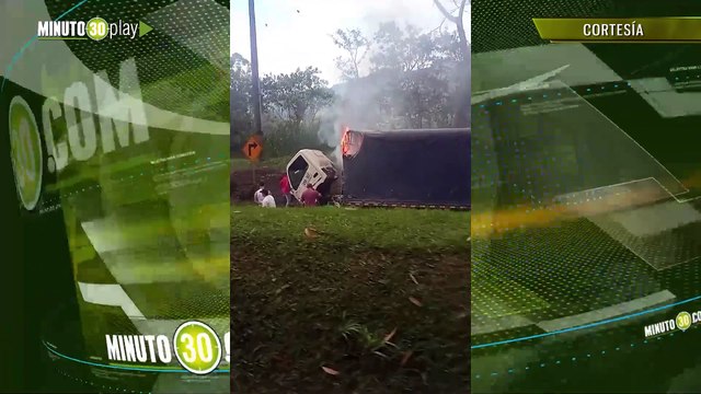 Camión se estaba quemando en La Variante Caldas