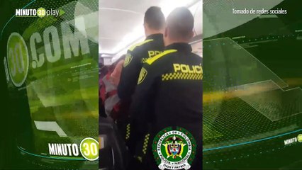 Extranjero agredió a policías en vuelo Barranquilla Miami