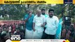 കോട്ടയം CMS കോളജിൽ KSU പ്രവർത്തകർക്കൊപ്പം ഹോളി ആഘോഷിച്ച് UDF സ്ഥാനാർഥി ഫ്രാൻസിസ് ജോർജ്